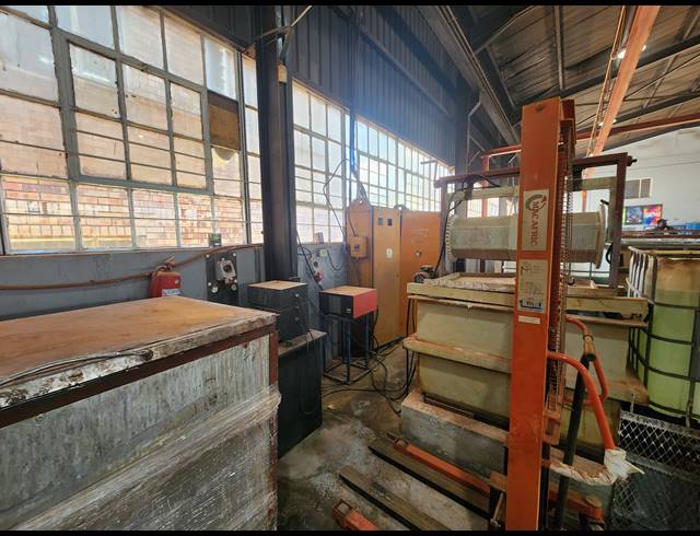 800M² WAREHOUSE TO LET IN WADEVILLE